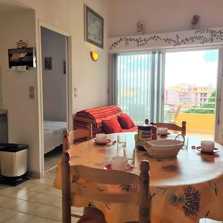 Cap D'agde, 2 Pieces, 6 Personnes - Fr-1-249-402 * Агд