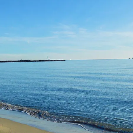 Cap D'agde, 2 Pieces, 6 Personnes - Fr-1-249-402